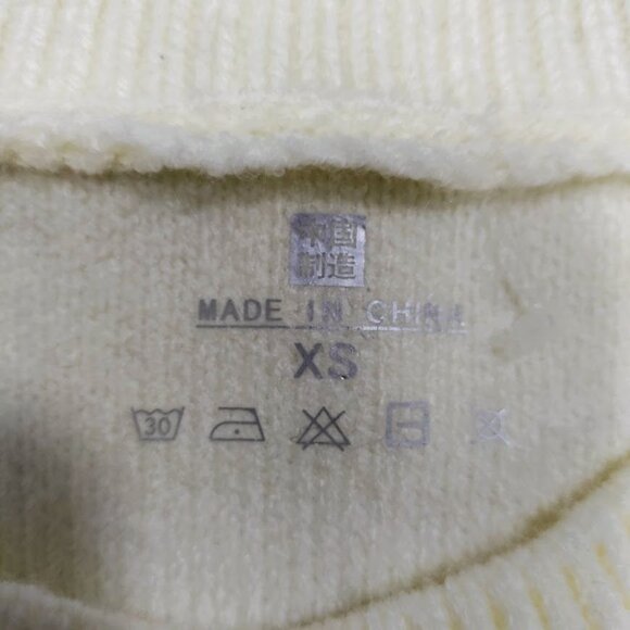 Quiet Luxury Preppy Button Front Cardigan Sweater Minimalist Cream Womens XS/S - Picture 7 of 11